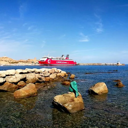 Casa Di L'alivu LʼÎle-Rousse